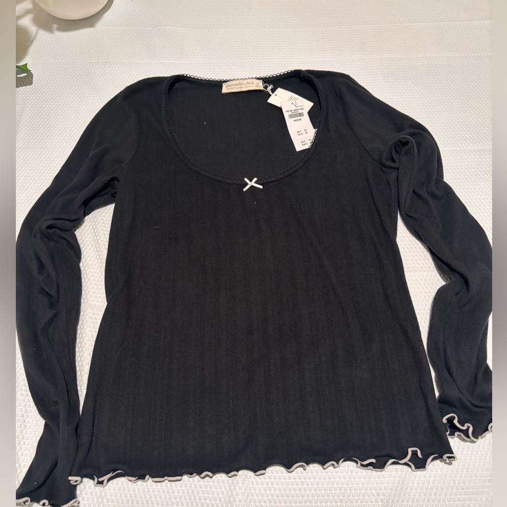 Abercrombie & Fitch Lounge Collection Black Ribbed Scoop-Neck with Bow Accent